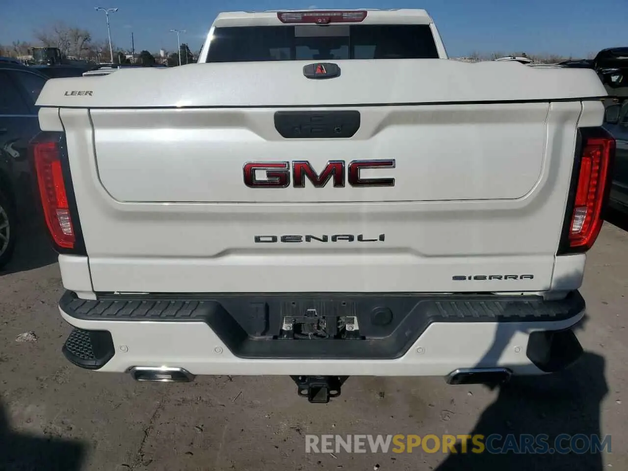 6 Photograph of a damaged car 3GTU9FEL5LG293603 GMC SIERRA 2020