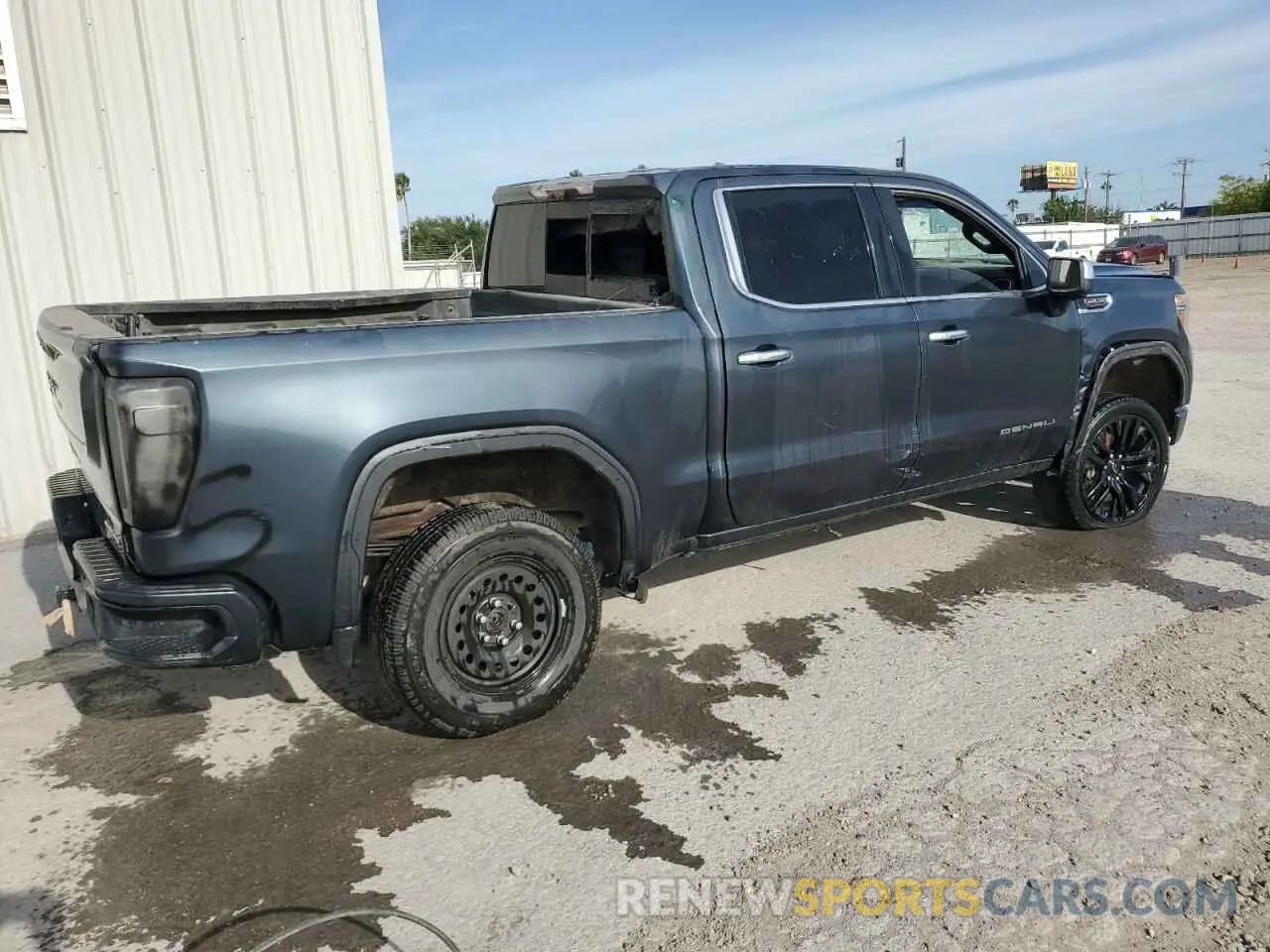 3 Photograph of a damaged car 3GTU9FEL5LG294248 GMC SIERRA 2020