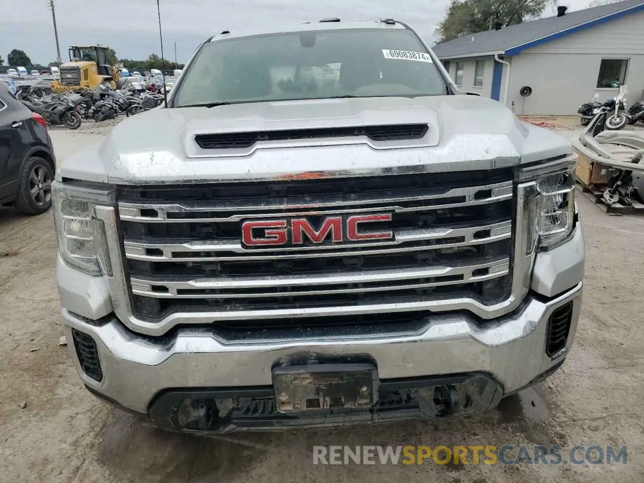 5 Photograph of a damaged car 1GT19MEY5MF101229 GMC SIERRA 2021