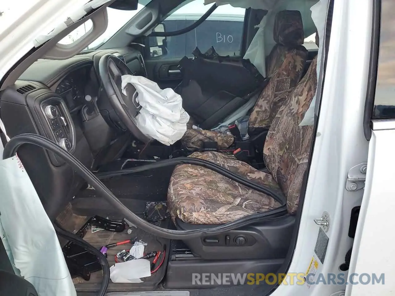 7 Photograph of a damaged car 1GT49NEY1MF134408 GMC SIERRA 2021
