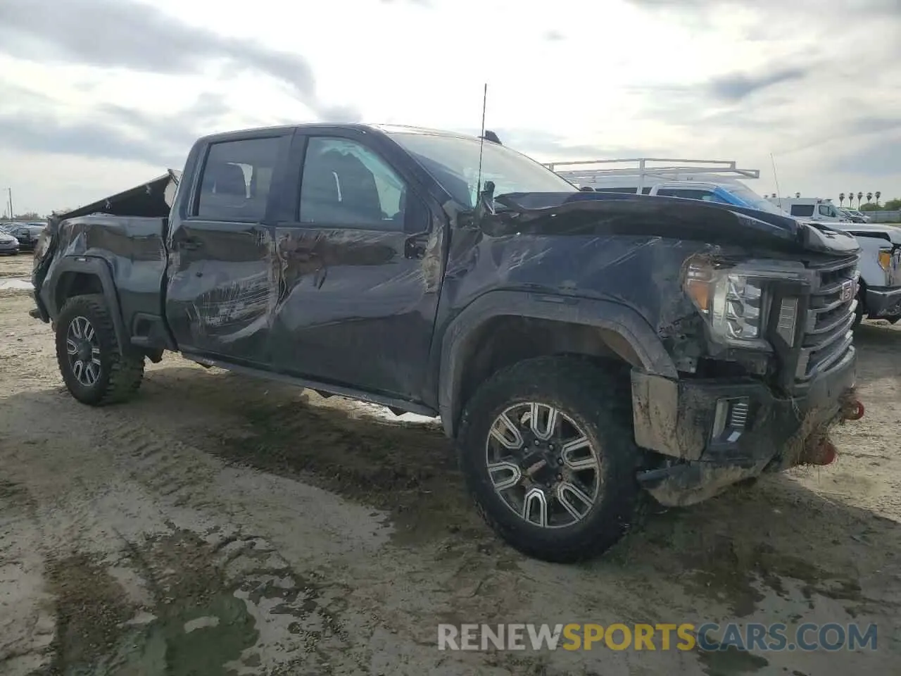 4 Photograph of a damaged car 1GT49PEY0MF193638 GMC SIERRA 2021