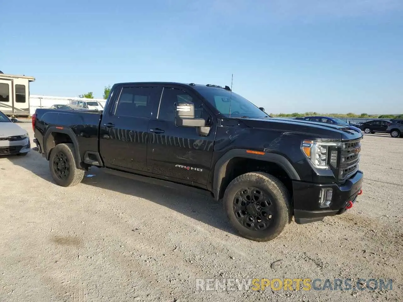 4 Фотография поврежденного автомобиля 1GT49PEY5MF248908 GMC SIERRA 2021