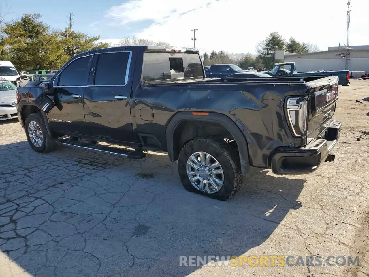 2 Фотография поврежденного автомобиля 1GT49REY8MF122313 GMC SIERRA 2021
