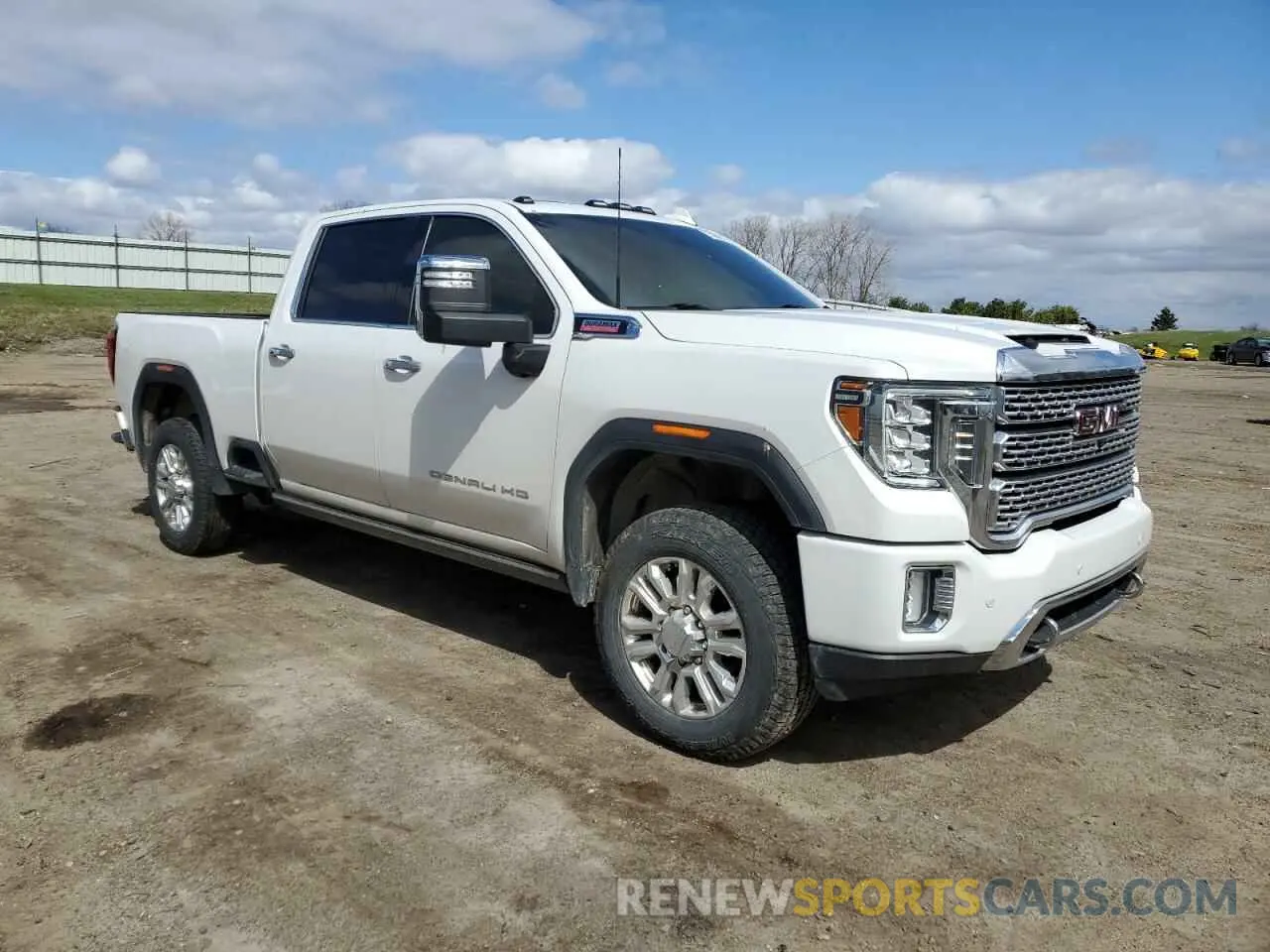 4 Photograph of a damaged car 1GT49REY8MF179031 GMC SIERRA 2021