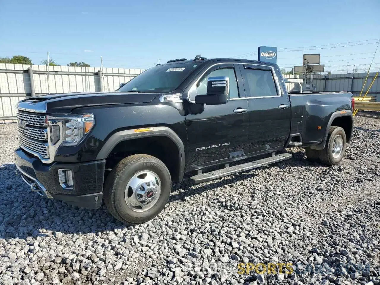 1 Photograph of a damaged car 1GT49WEY2MF108826 GMC SIERRA 2021
