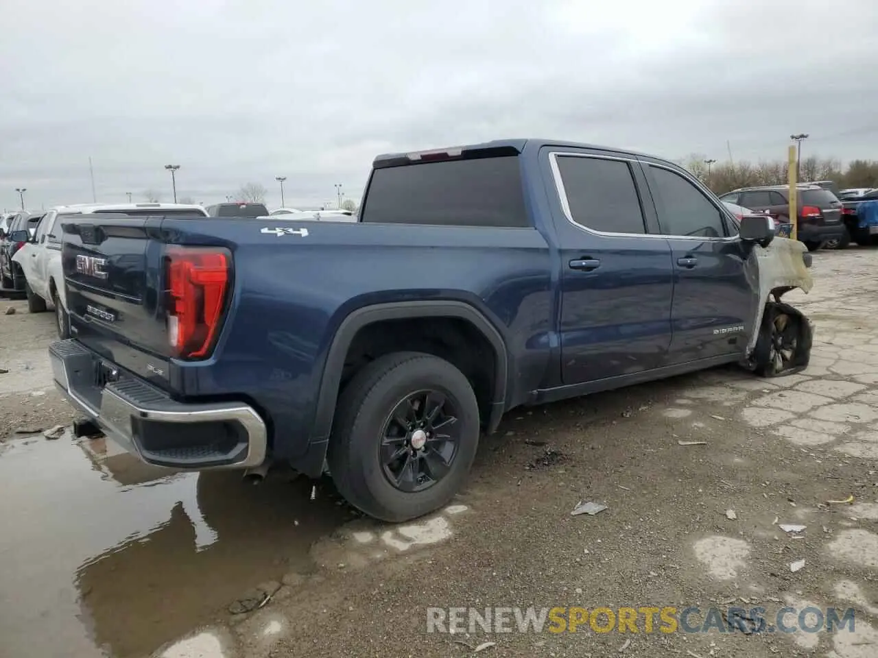 3 Photograph of a damaged car 1GTP9BEK1MZ233865 GMC SIERRA 2021