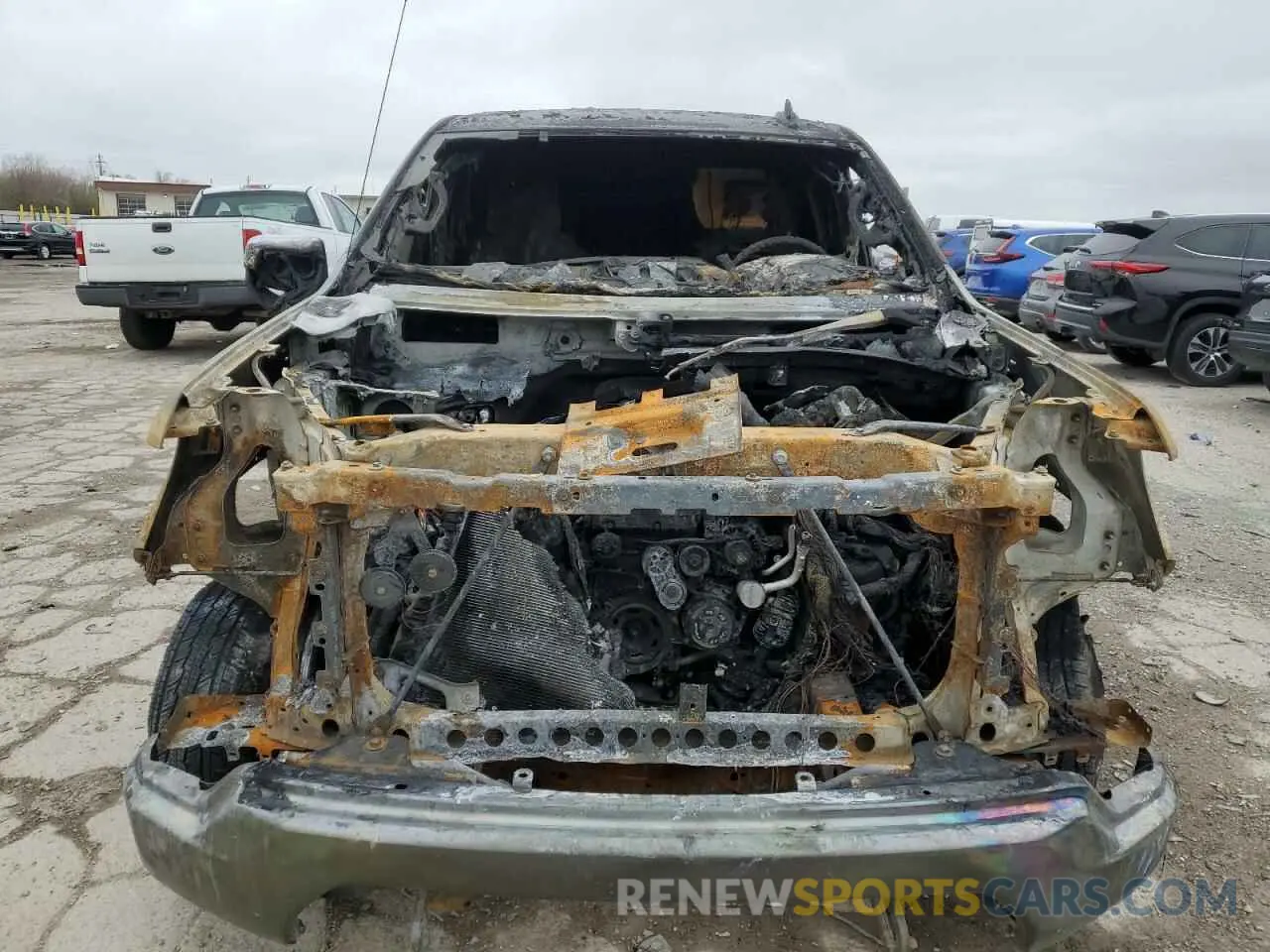 5 Photograph of a damaged car 1GTP9BEK1MZ233865 GMC SIERRA 2021