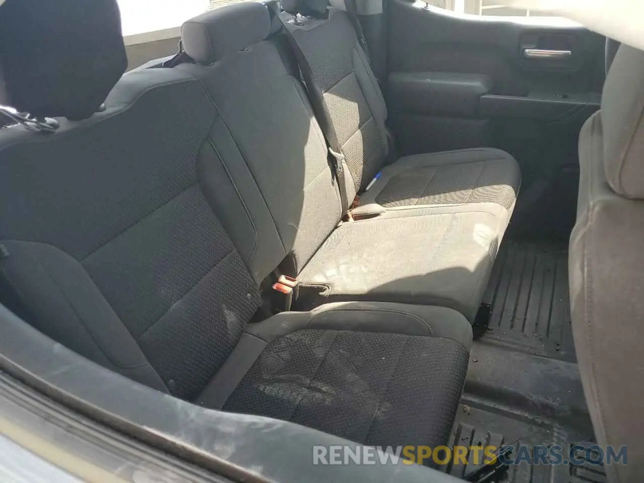 11 Фотография поврежденного автомобиля 1GTU9AEF0MZ230990 GMC SIERRA 2021