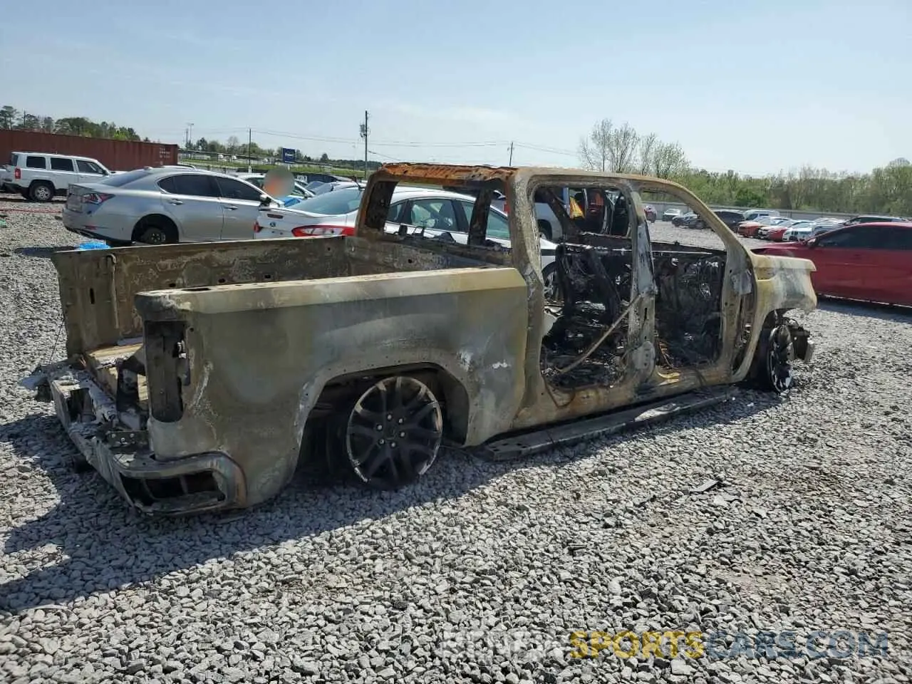 3 Фотография поврежденного автомобиля 1GTU9DED5MZ308101 GMC SIERRA 2021