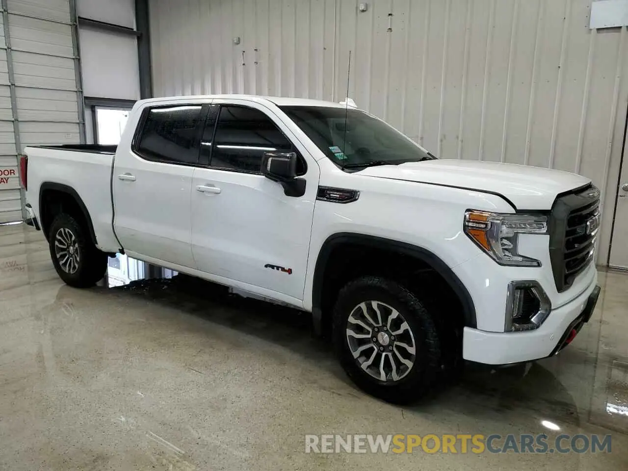 4 Photograph of a damaged car 1GTU9EET9MZ301228 GMC SIERRA 2021