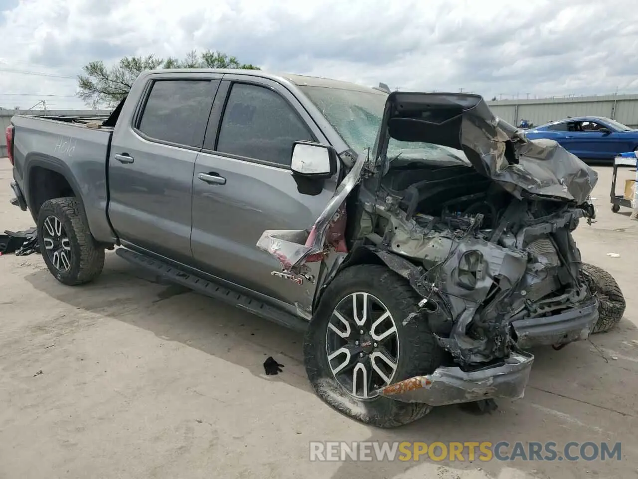 4 Photograph of a damaged car 3GTP9EEL1MG160314 GMC SIERRA 2021