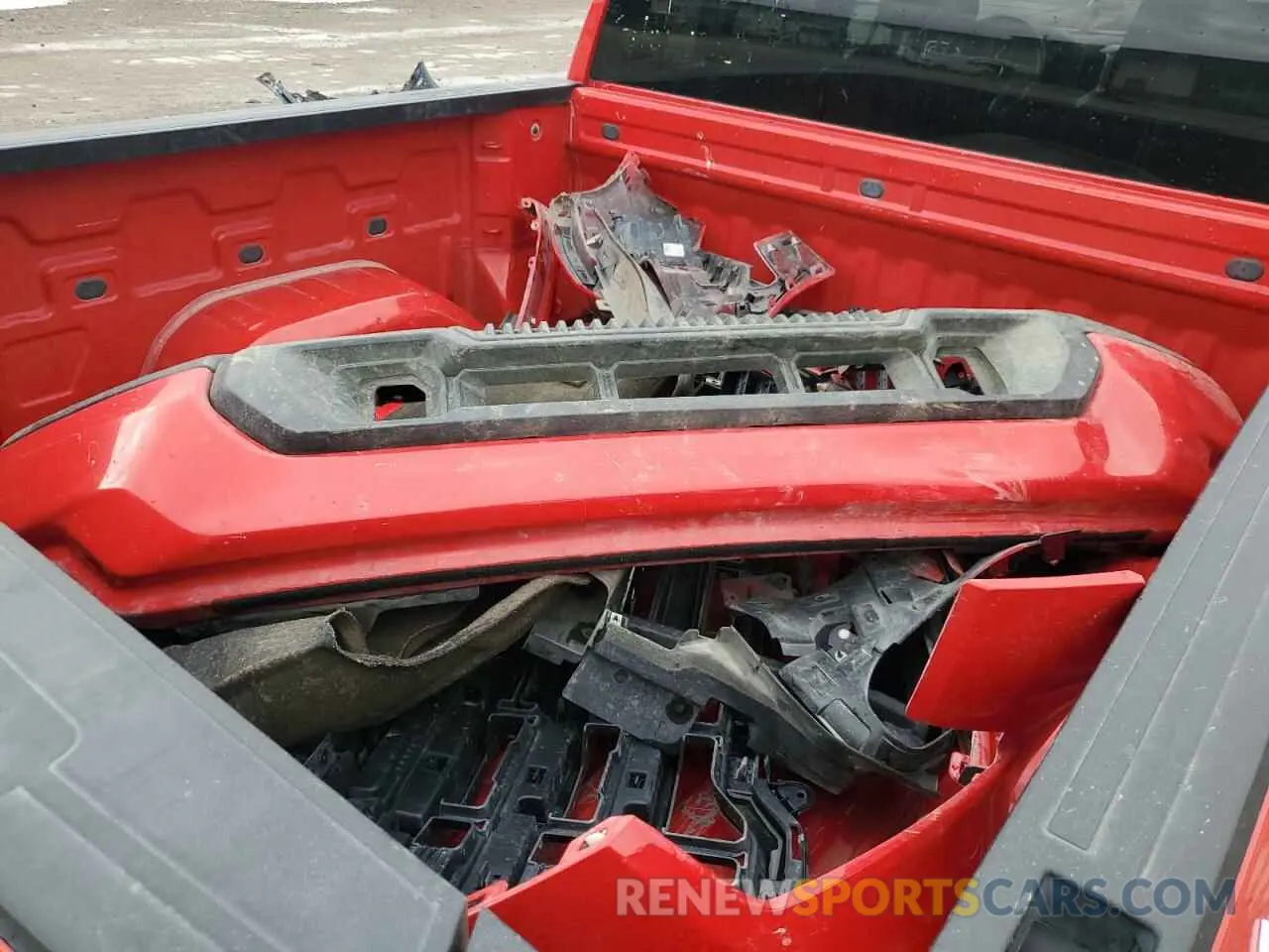 12 Photograph of a damaged car 3GTU9CET5MG429809 GMC SIERRA 2021