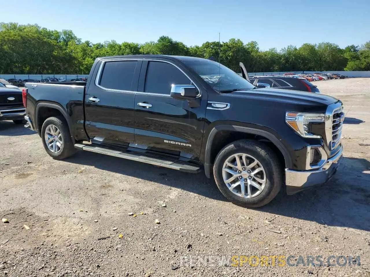 4 Photograph of a damaged car 3GTU9DED6MG176174 GMC SIERRA 2021
