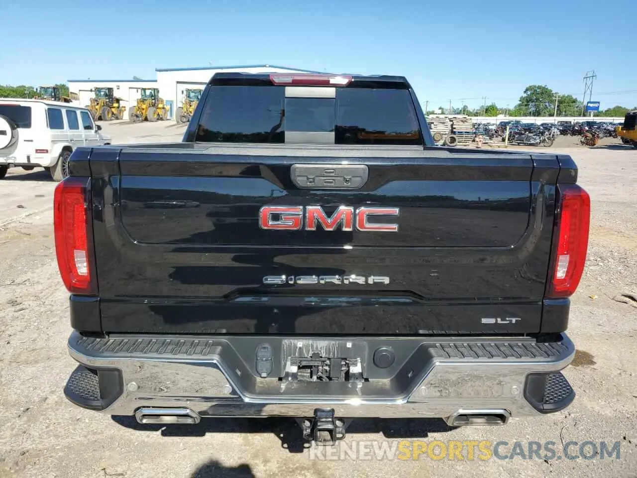 6 Photograph of a damaged car 3GTU9DED6MG176174 GMC SIERRA 2021