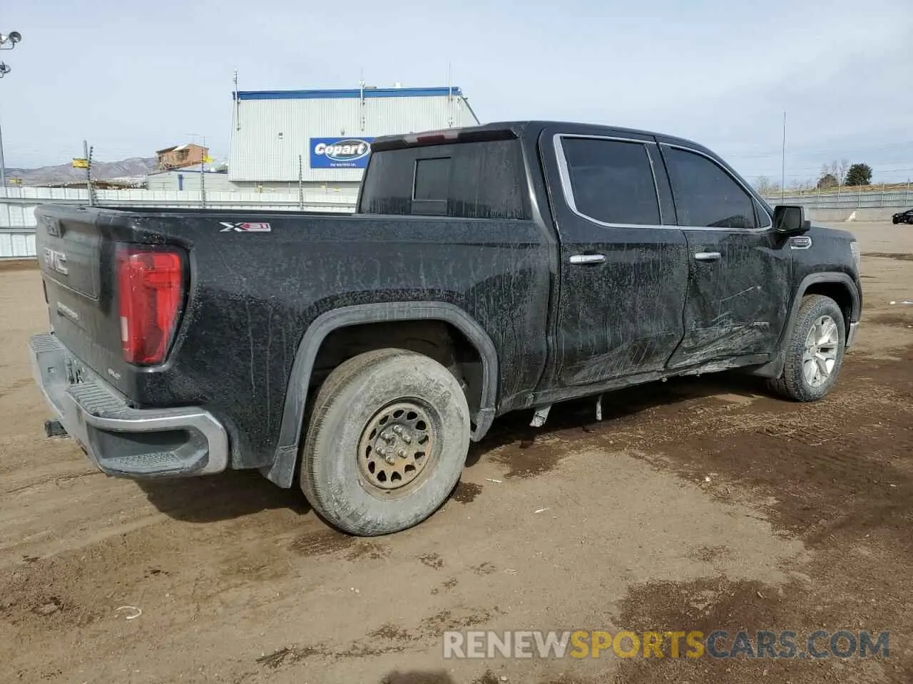 3 Фотография поврежденного автомобиля 3GTU9DEL5MG352963 GMC SIERRA 2021