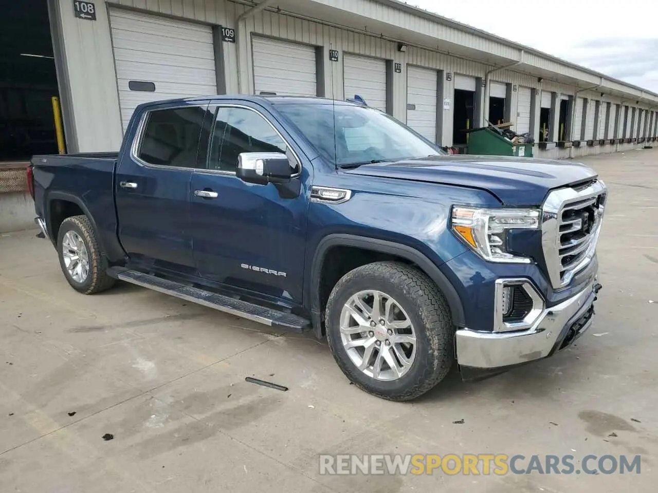 4 Photograph of a damaged car 3GTU9DET5MG216851 GMC SIERRA 2021