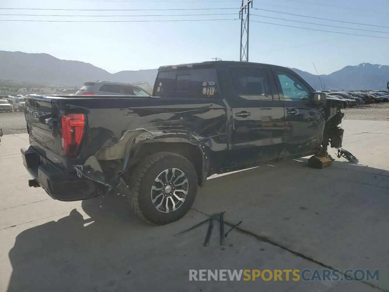 3 Photograph of a damaged car 3GTU9EET1MG346986 GMC SIERRA 2021