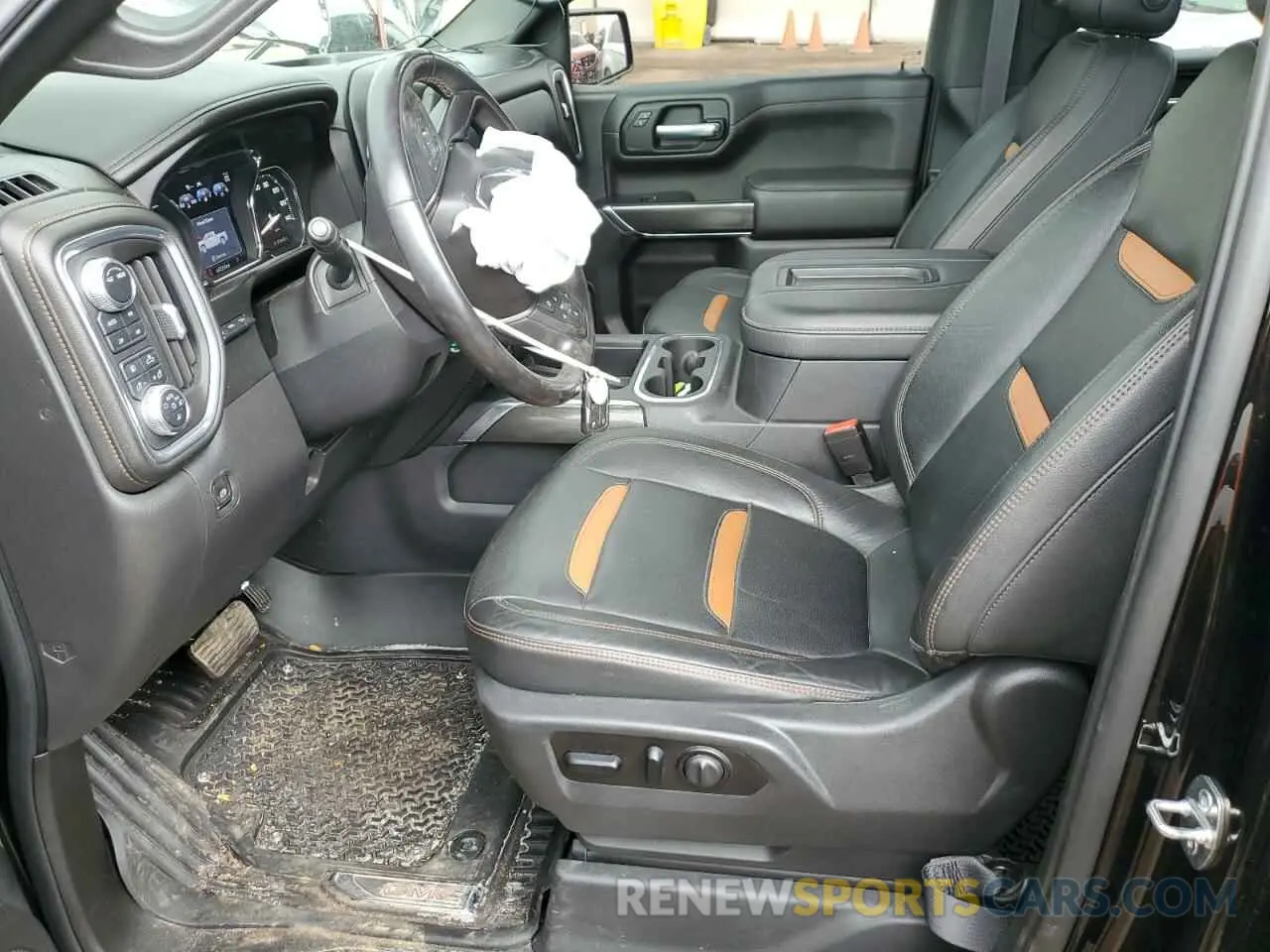 7 Photograph of a damaged car 3GTU9EET2MG339318 GMC SIERRA 2021