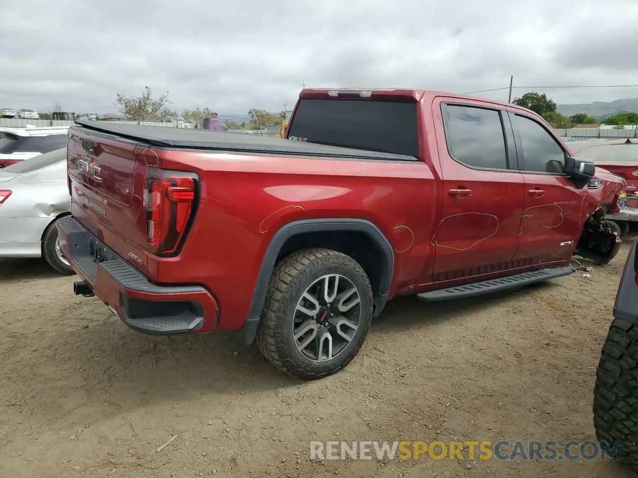 3 Photograph of a damaged car 3GTU9EET5MG463390 GMC SIERRA 2021