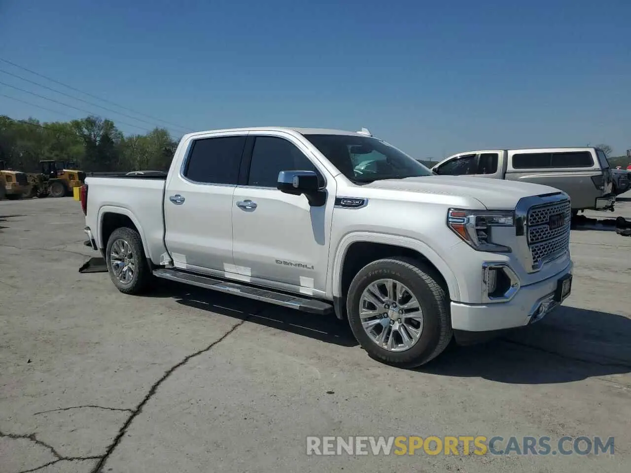 4 Photograph of a damaged car 3GTU9FED2MG480498 GMC SIERRA 2021