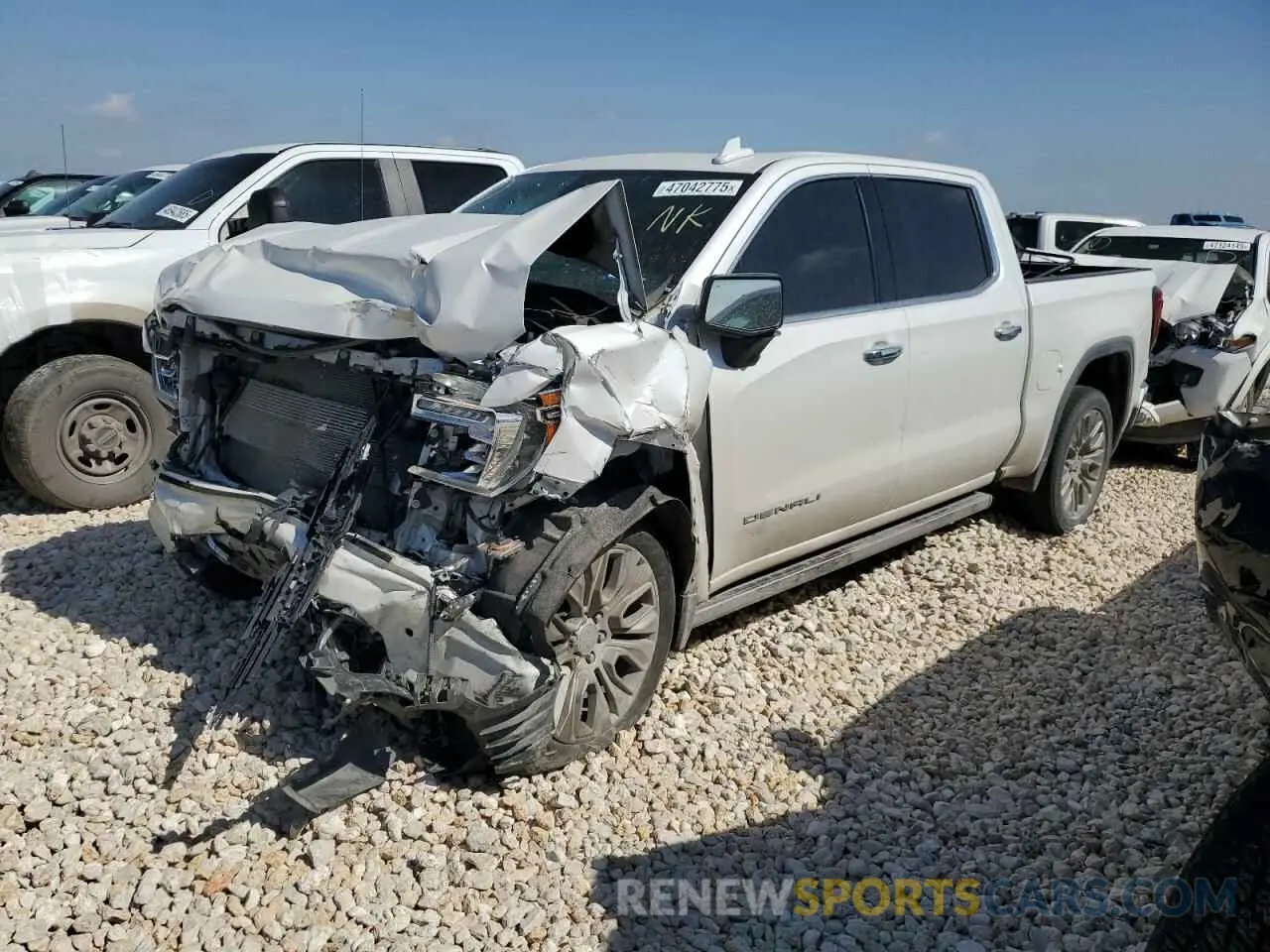 1 Photograph of a damaged car 3GTU9FEDXMG453310 GMC SIERRA 2021