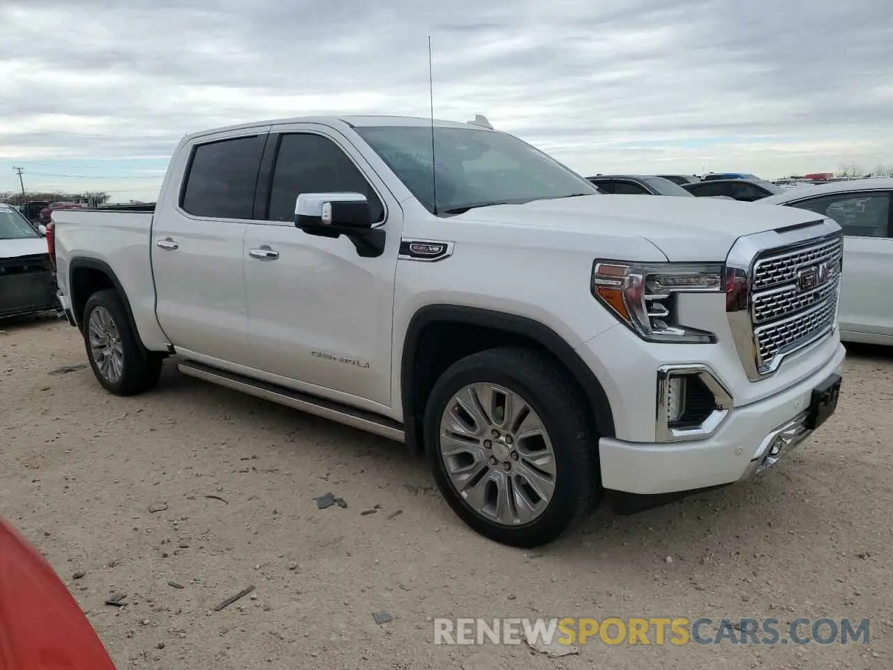 4 Photograph of a damaged car 3GTU9FEL4MG279869 GMC SIERRA 2021
