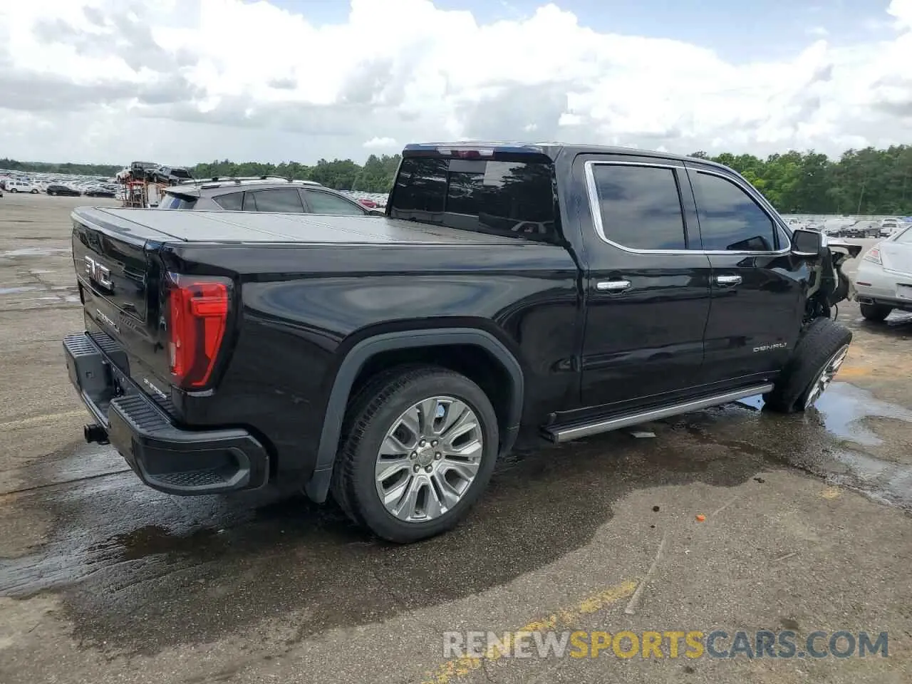 3 Photograph of a damaged car 3GTU9FEL4MG299569 GMC SIERRA 2021