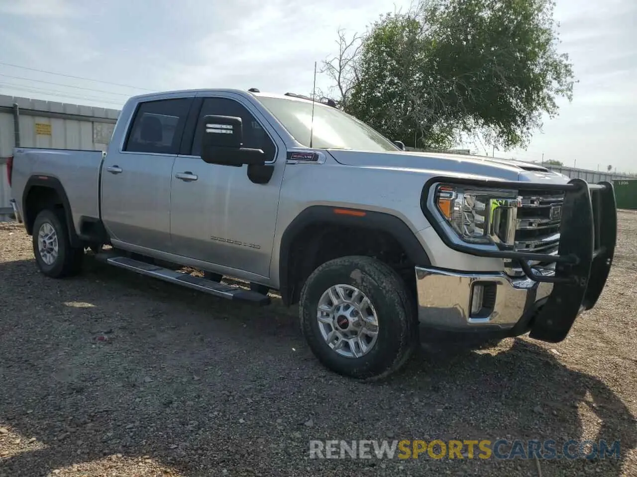 4 Photograph of a damaged car 1GT49ME76NF155225 GMC SIERRA 2022