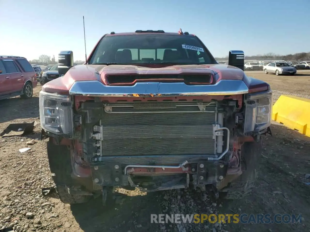 5 Photograph of a damaged car 1GT49NEYXNF311264 GMC SIERRA 2022