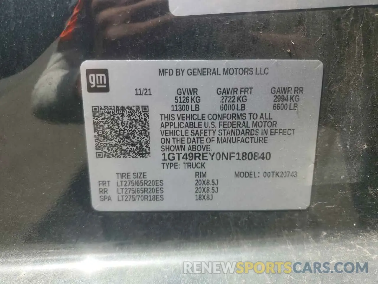 12 Photograph of a damaged car 1GT49REY0NF180840 GMC SIERRA 2022