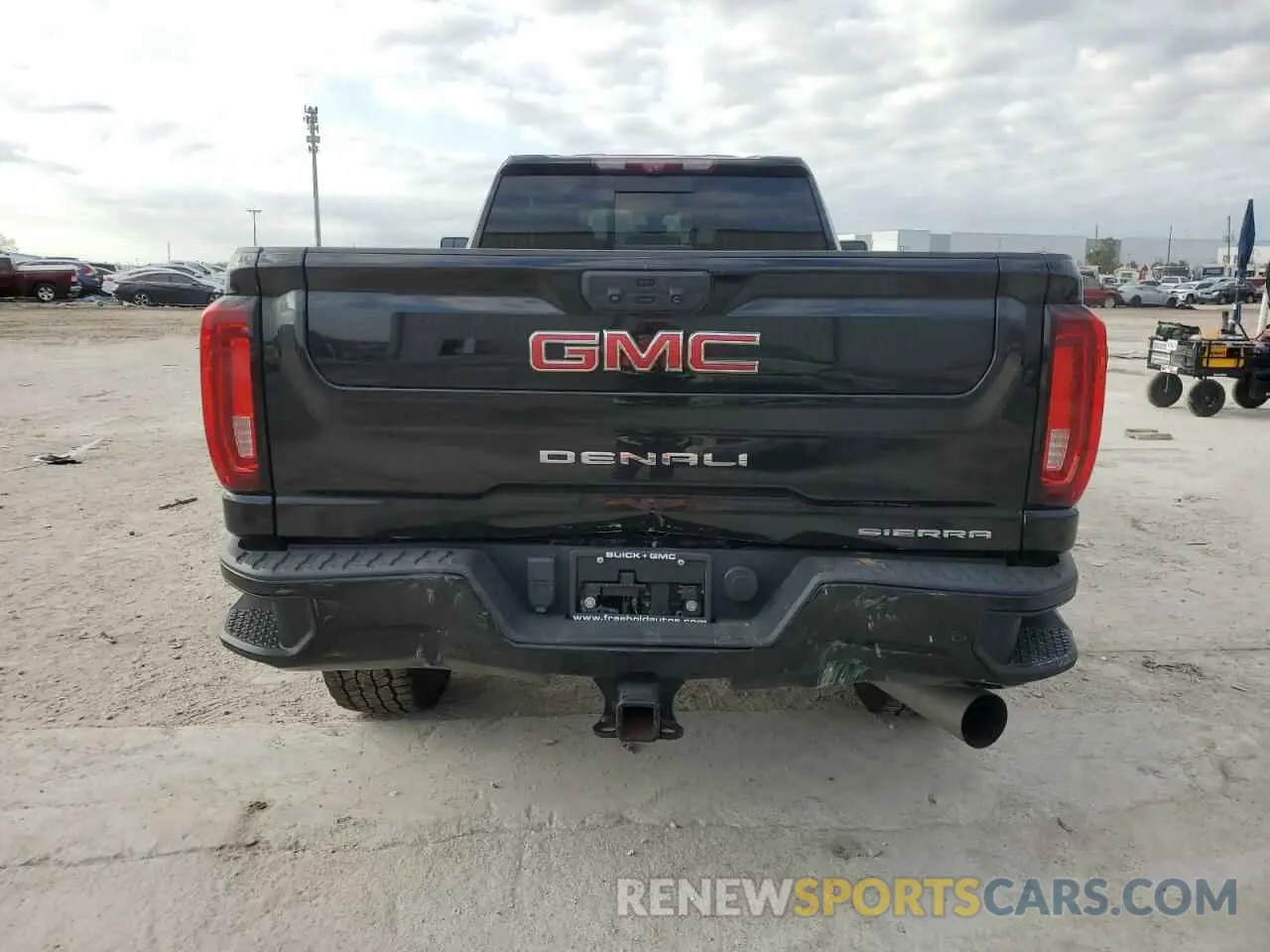 6 Фотография поврежденного автомобиля 1GT49REY3NF362807 GMC SIERRA 2022