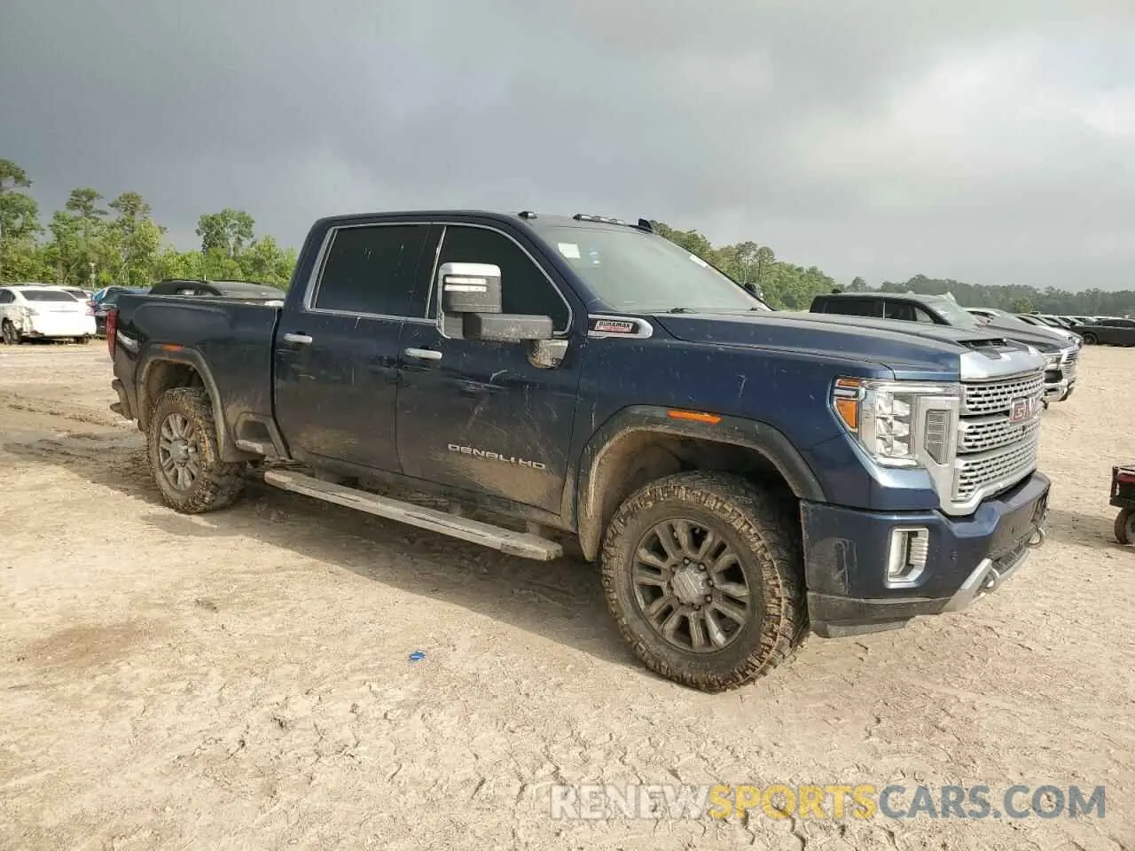 4 Photograph of a damaged car 1GT49REY4NF295392 GMC SIERRA 2022