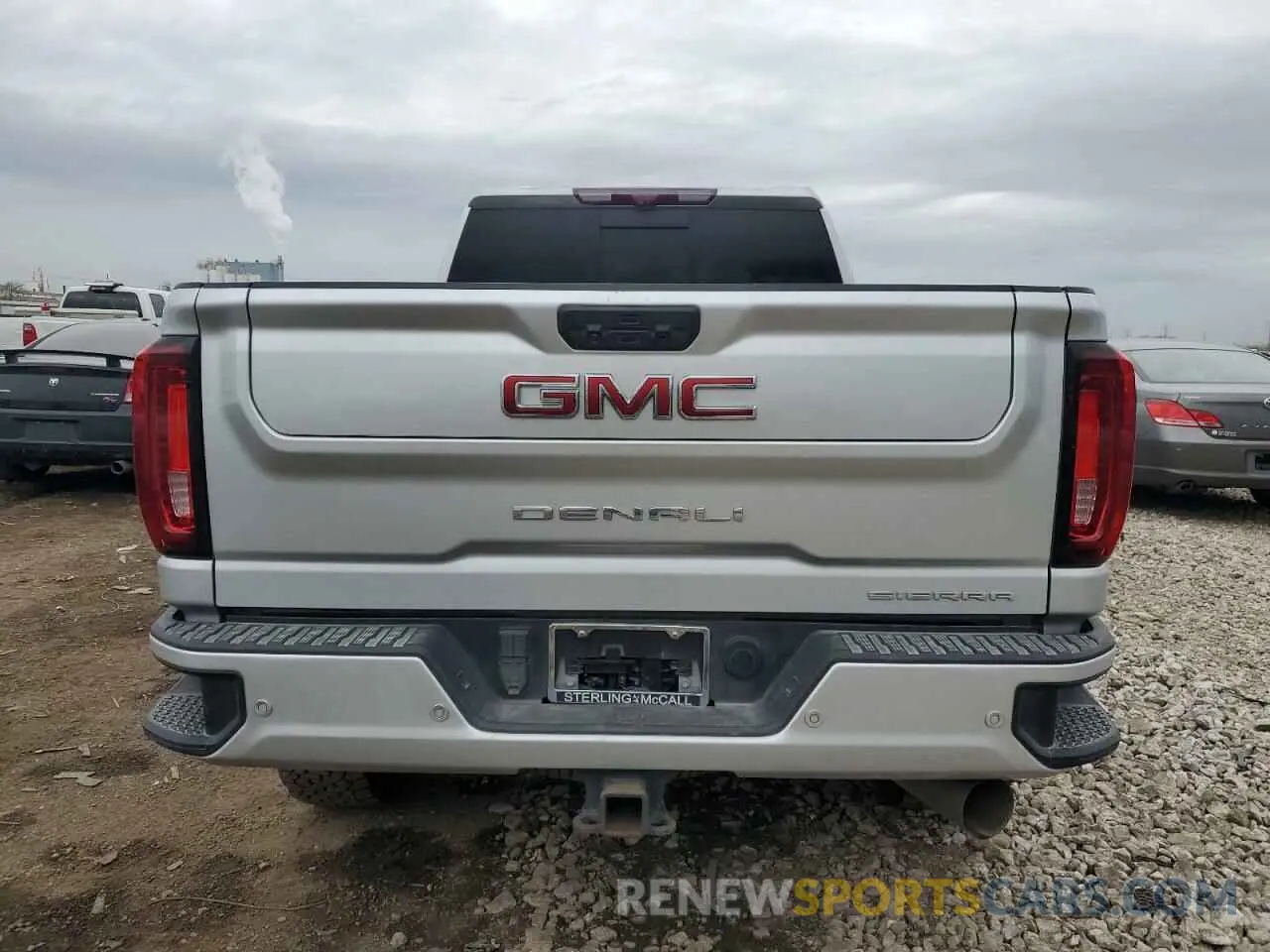 10 Photograph of a damaged car 1GT49REY8NF364231 GMC SIERRA 2022
