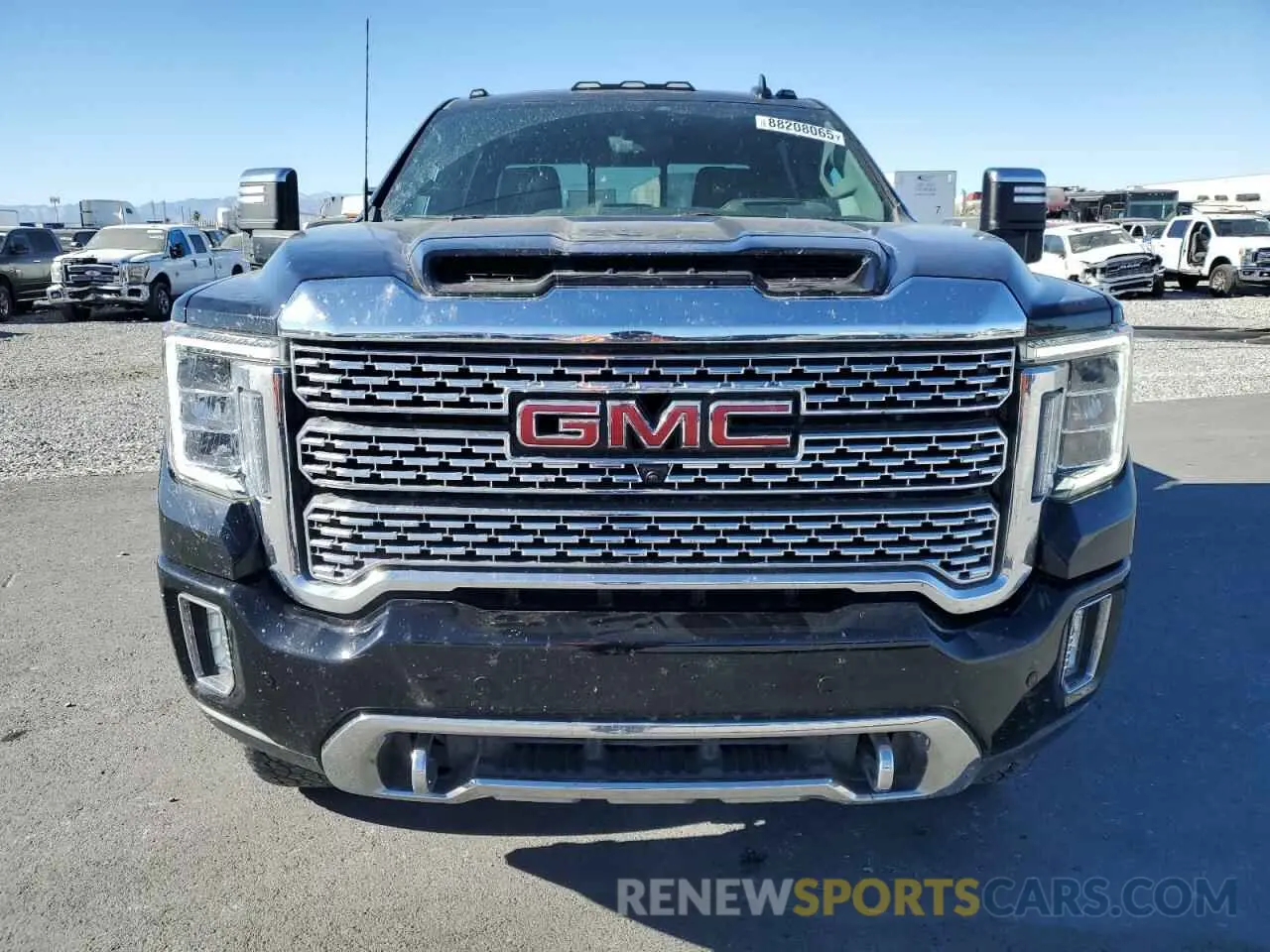 5 Photograph of a damaged car 1GT49WEY1NF120211 GMC SIERRA 2022