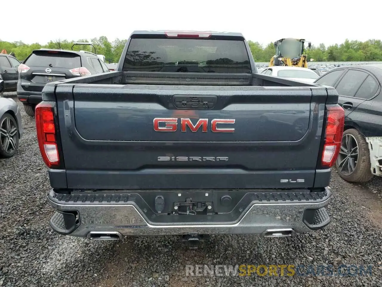 6 Photograph of a damaged car 1GTU9BEDXNZ147718 GMC SIERRA 2022