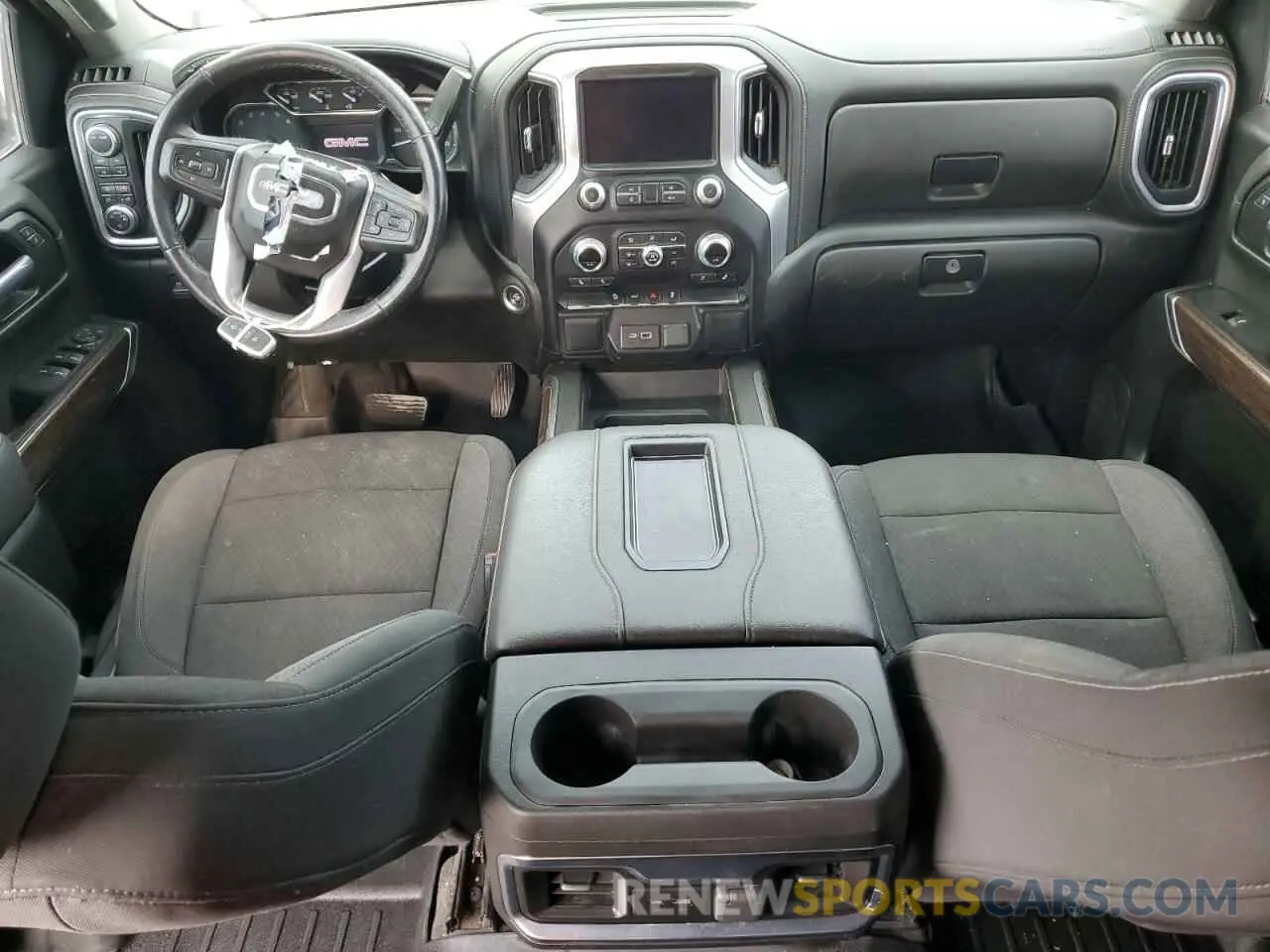 8 Photograph of a damaged car 1GTU9CED1NZ201381 GMC SIERRA 2022