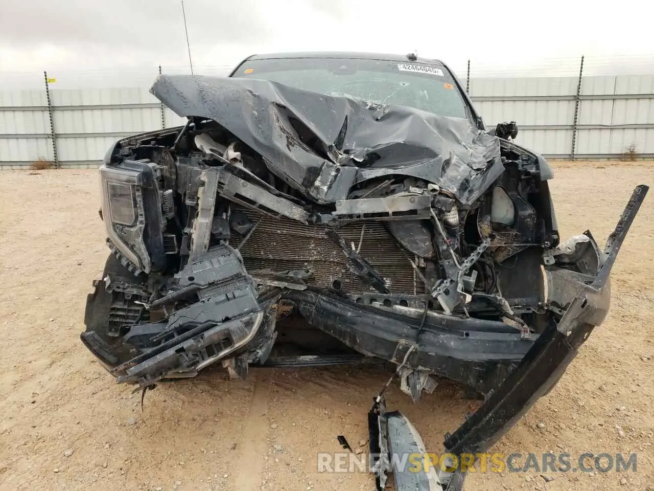 5 Фотография поврежденного автомобиля 1GTUUCED9NZ533048 GMC SIERRA 2022