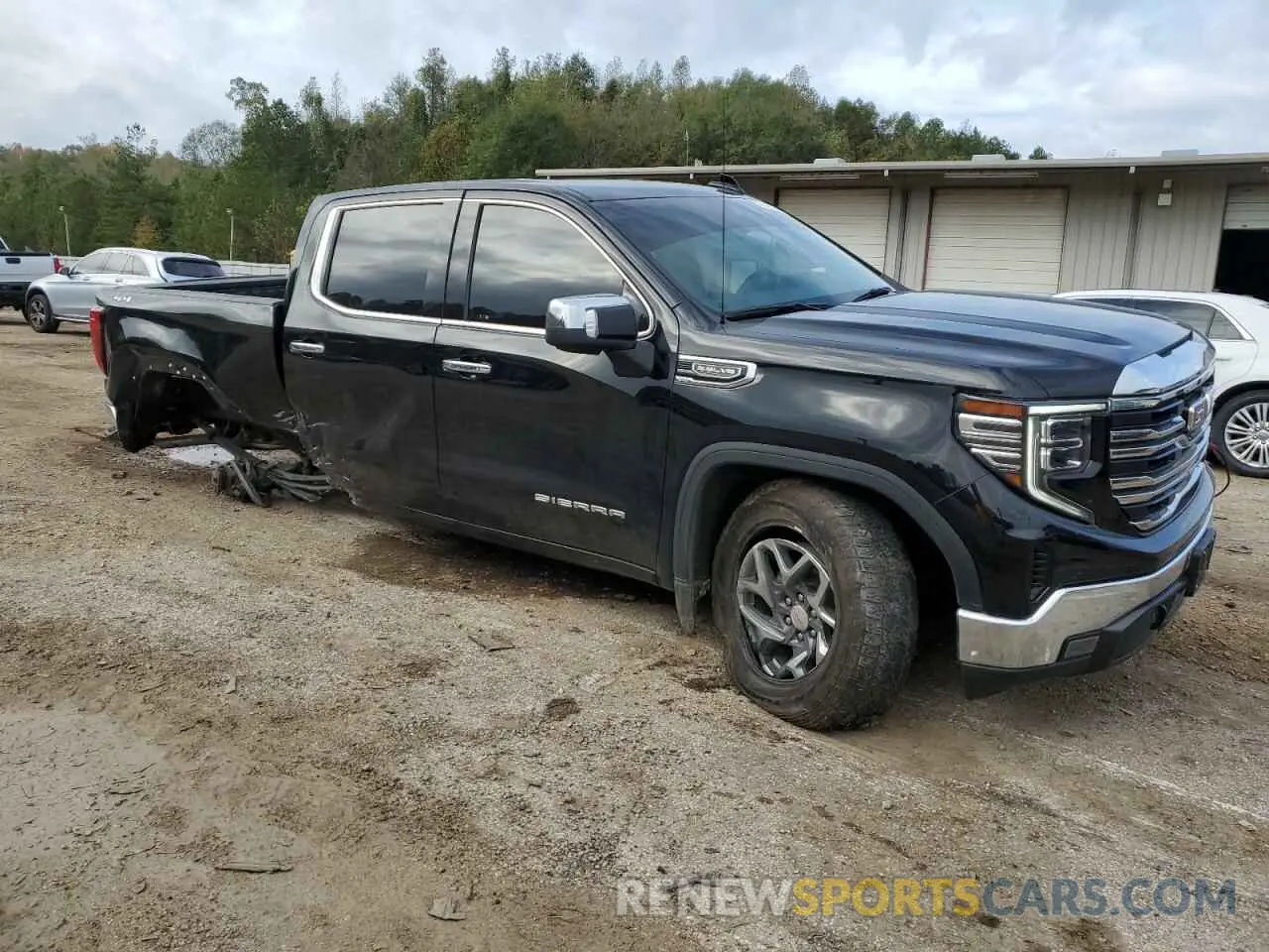 4 Photograph of a damaged car 1GTUUDED0NZ623274 GMC SIERRA 2022