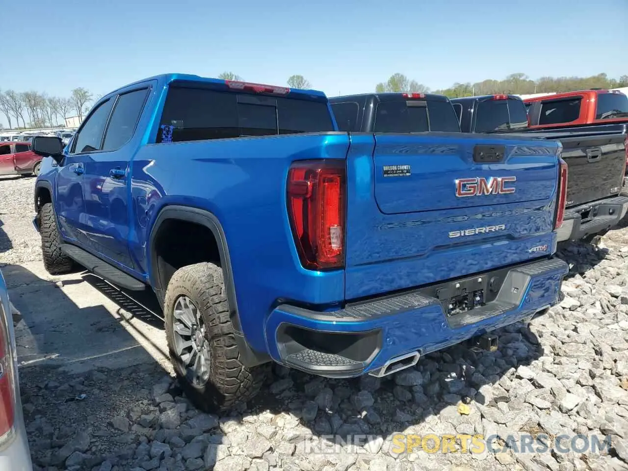 2 Photograph of a damaged car 1GTUUEET2NZ599492 GMC SIERRA 2022