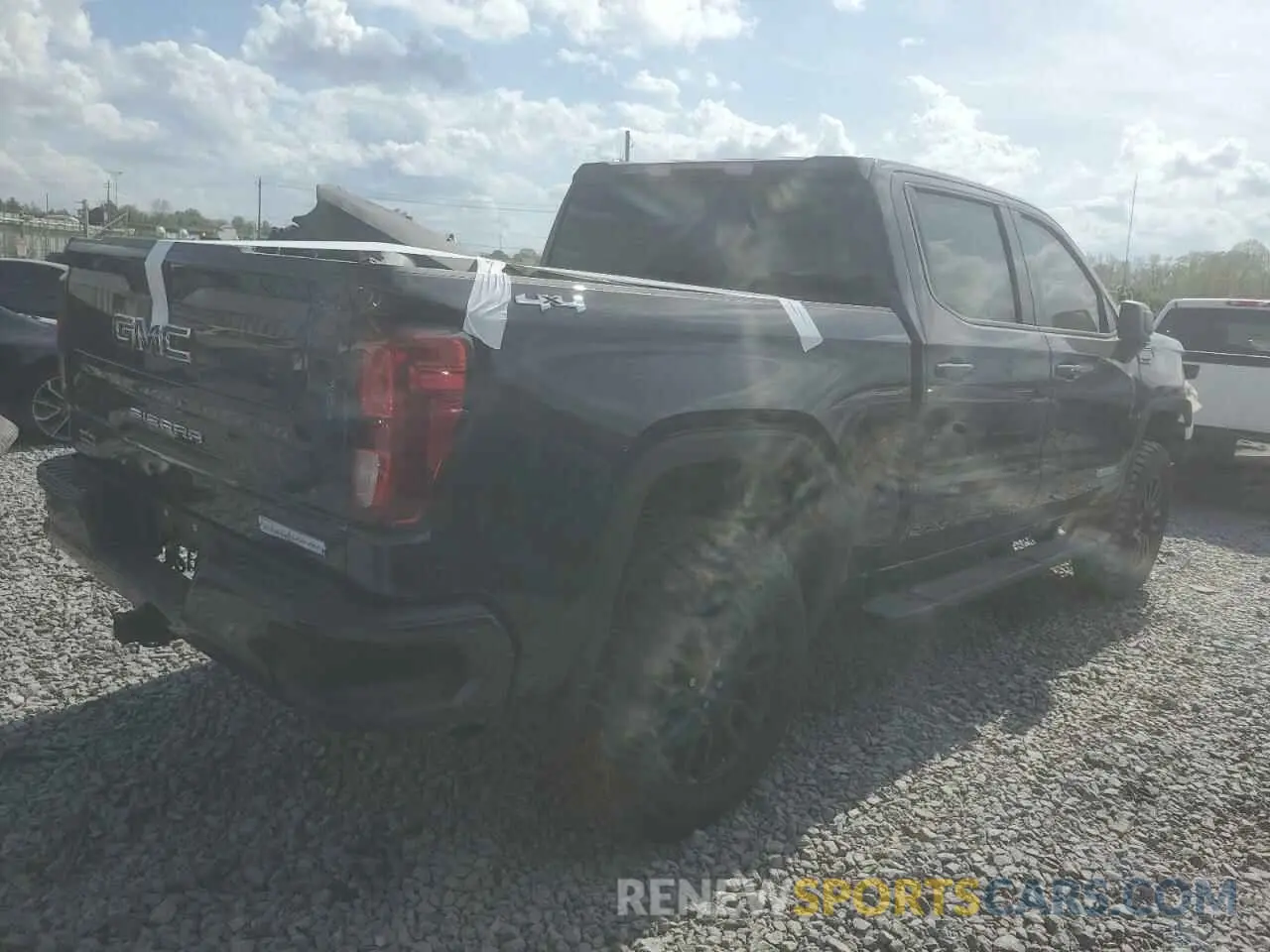 3 Photograph of a damaged car 3GTPUCEK9NG544014 GMC SIERRA 2022