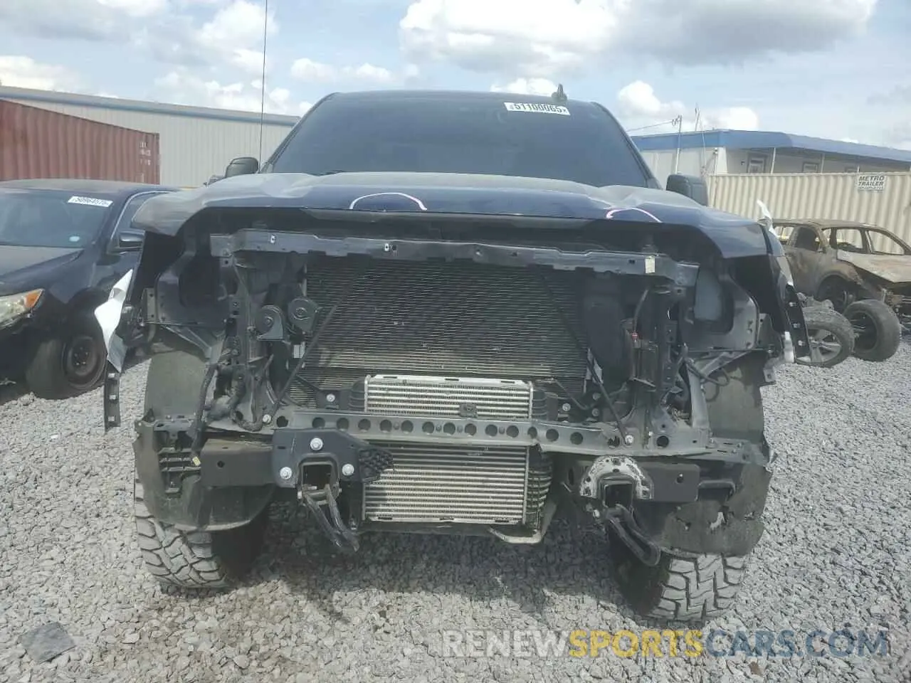 5 Photograph of a damaged car 3GTPUCEK9NG544014 GMC SIERRA 2022