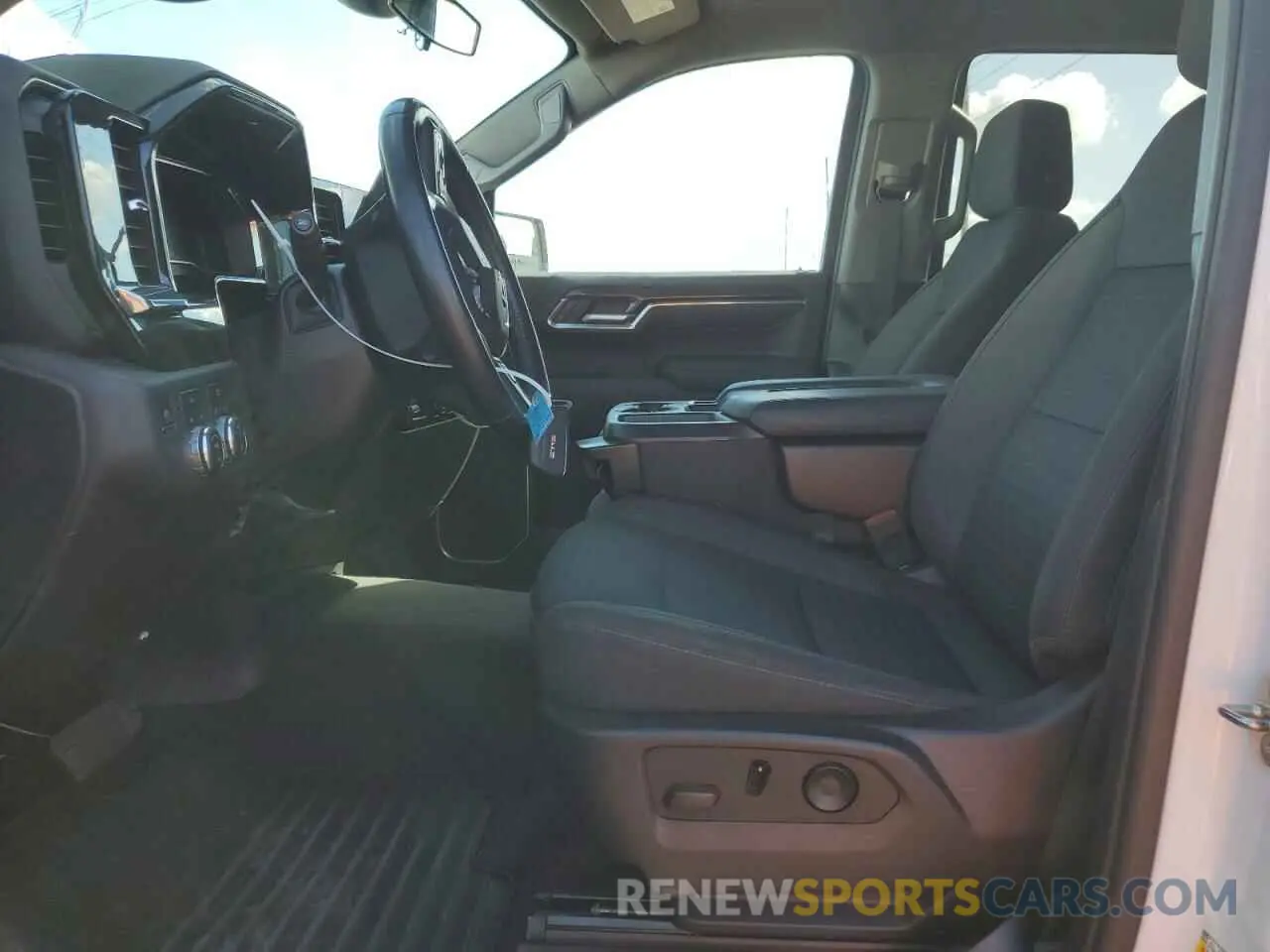 7 Фотография поврежденного автомобиля 3GTPUCEKXNG663982 GMC SIERRA 2022