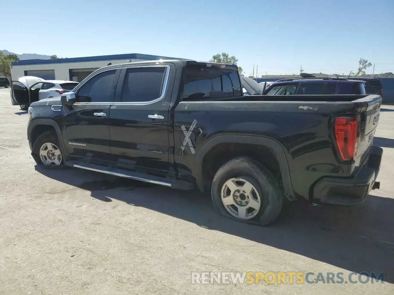 2 Photograph of a damaged car 3GTU9DED6NG145430 GMC SIERRA 2022