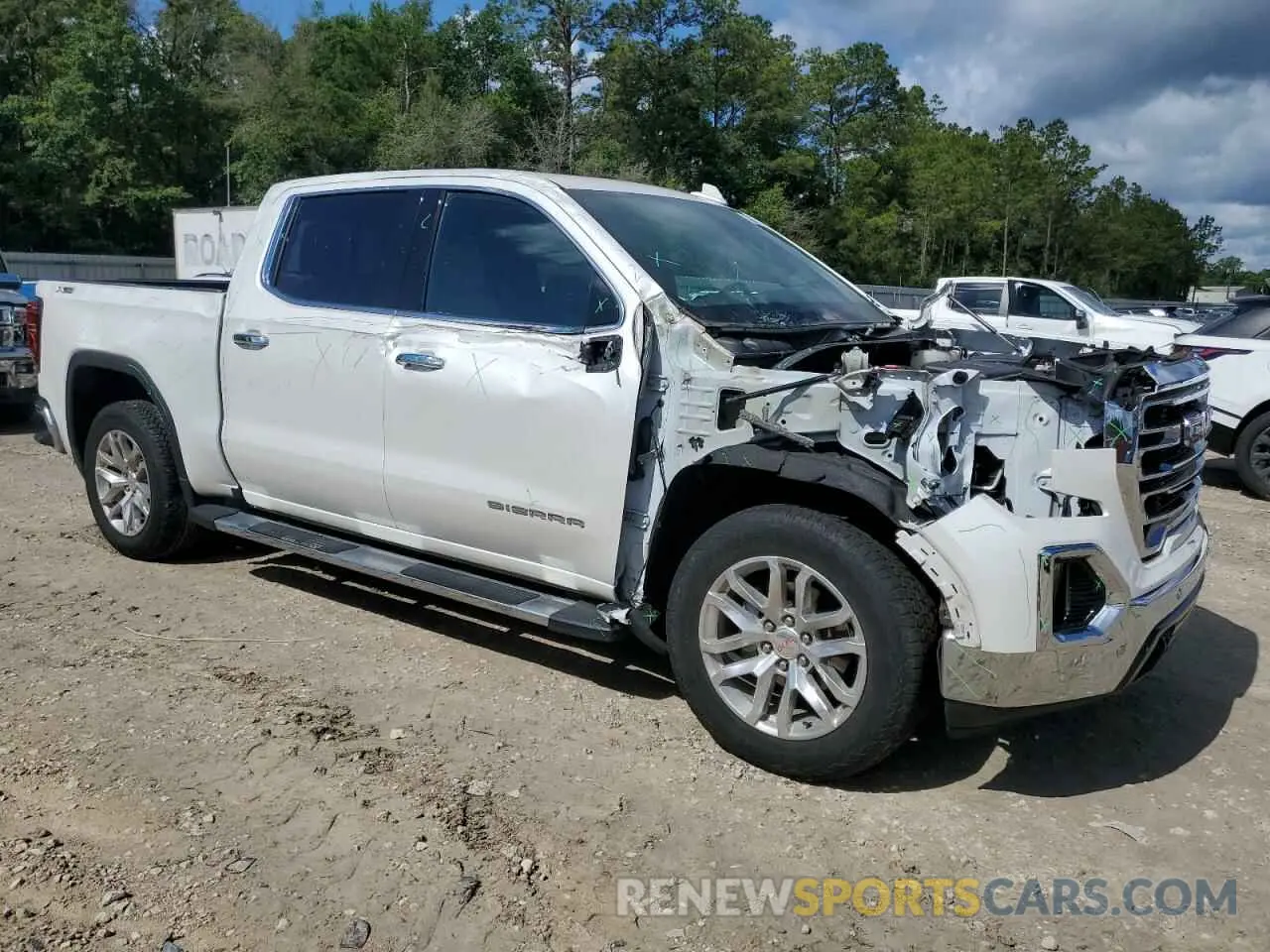 4 Photograph of a damaged car 3GTU9DED8NG142089 GMC SIERRA 2022