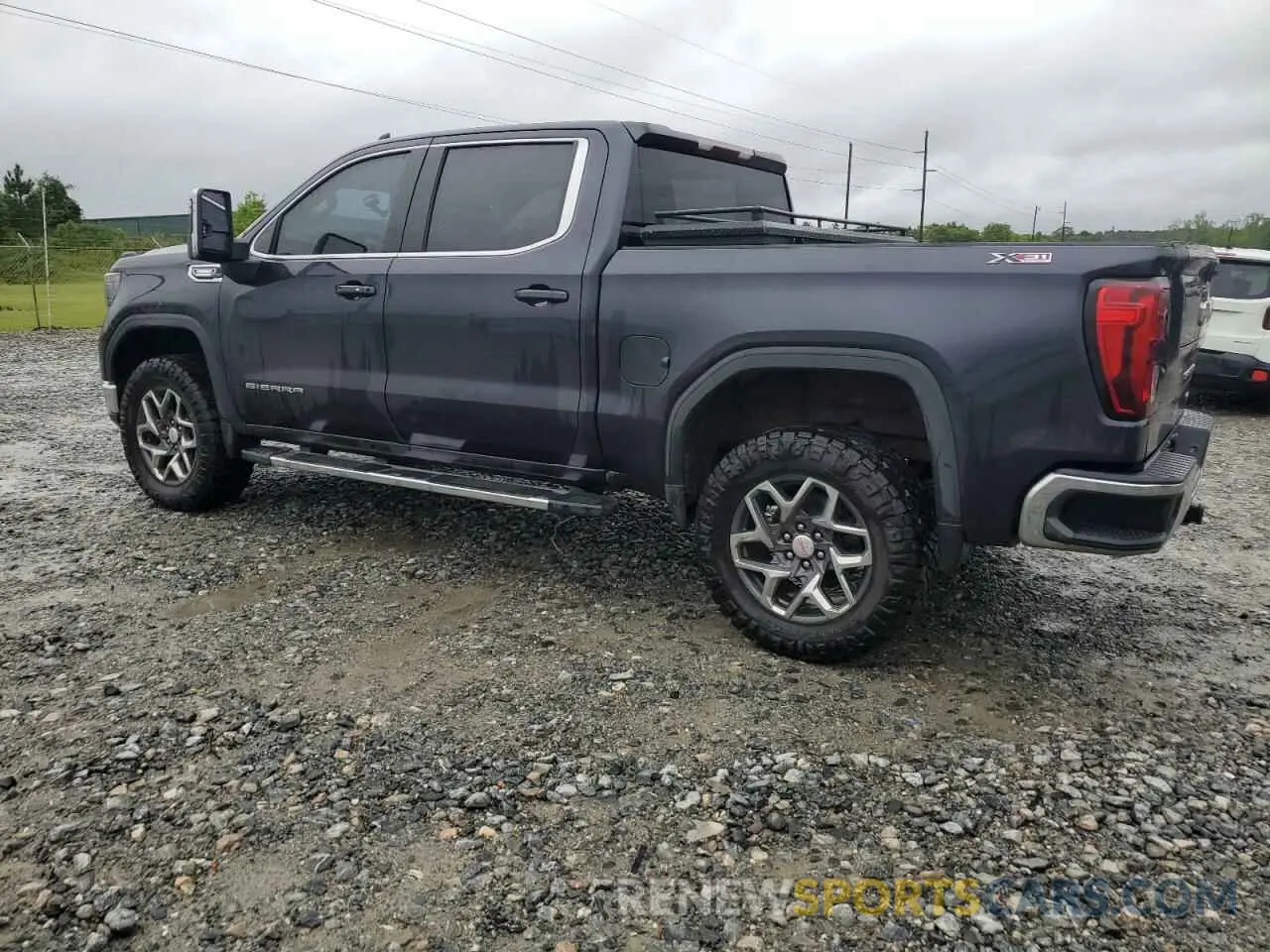 2 Фотография поврежденного автомобиля 3GTUUBET9NG636634 GMC SIERRA 2022