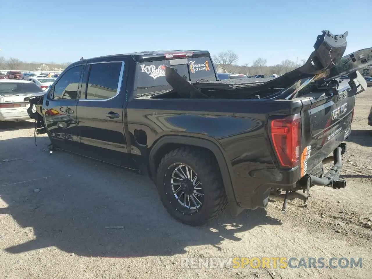 2 Photograph of a damaged car 3GTUUDEDXNG647307 GMC SIERRA 2022