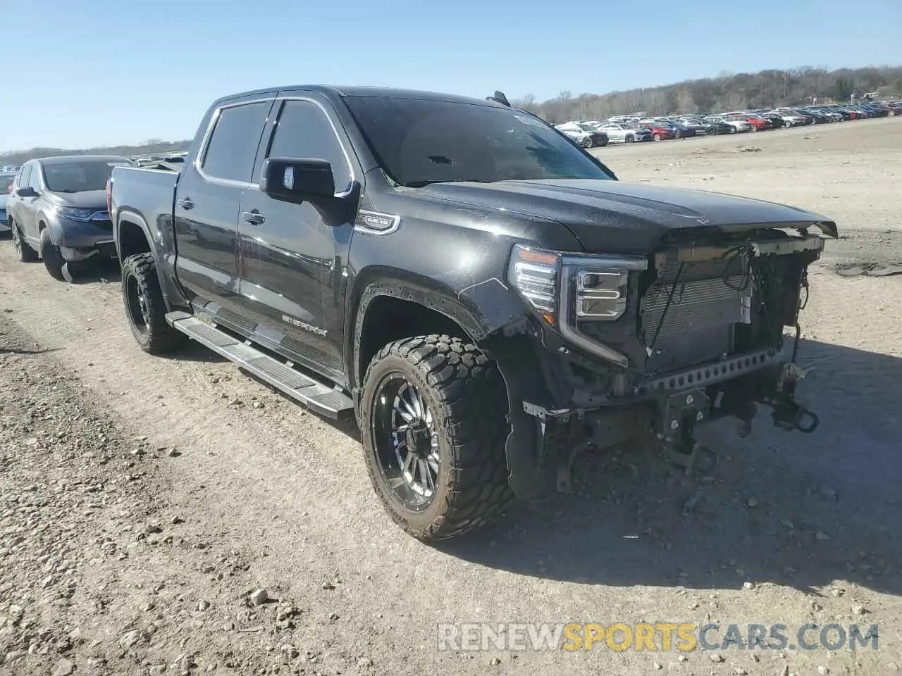 4 Photograph of a damaged car 3GTUUDEDXNG647307 GMC SIERRA 2022
