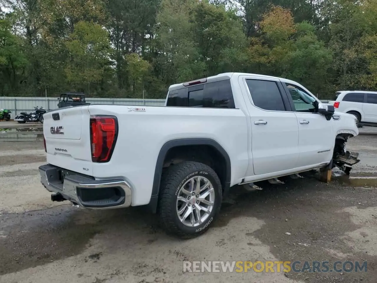 3 Фотография поврежденного автомобиля 3GTUUDET3NG648029 GMC SIERRA 2022