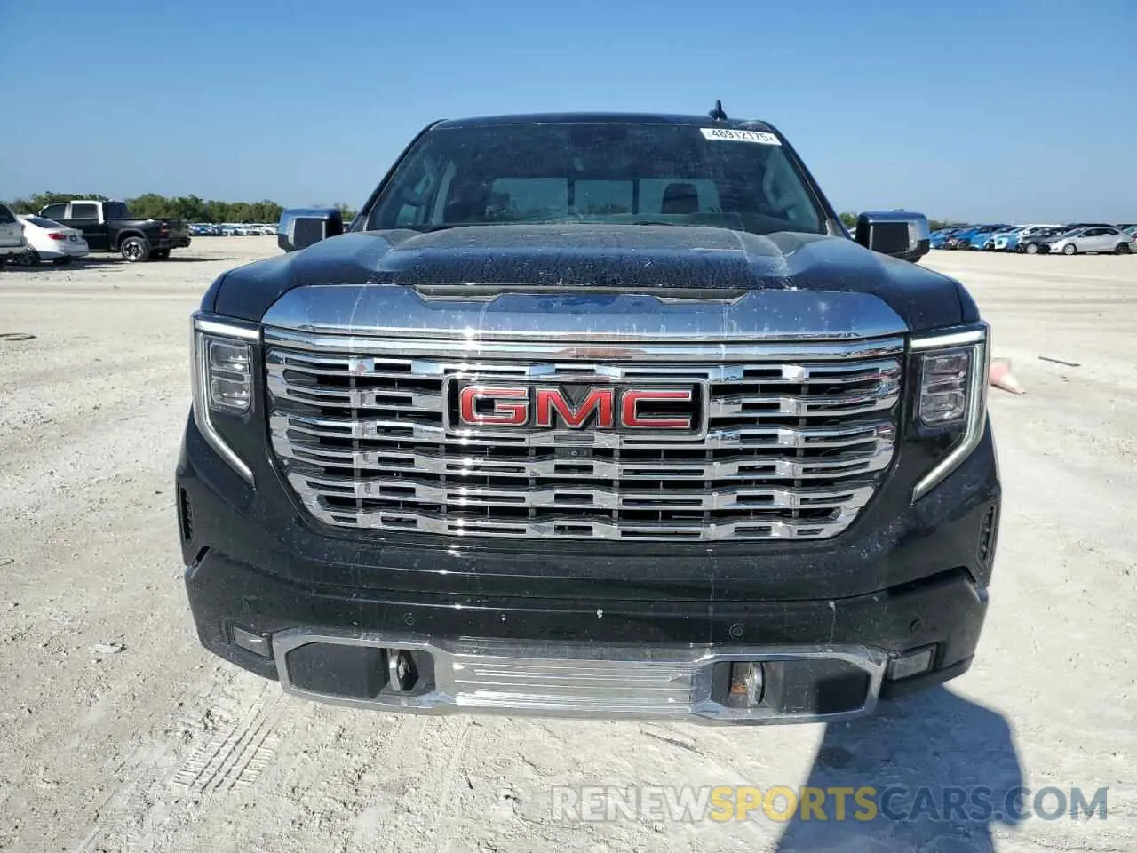 5 Photograph of a damaged car 3GTUUGEL8NG506373 GMC SIERRA 2022