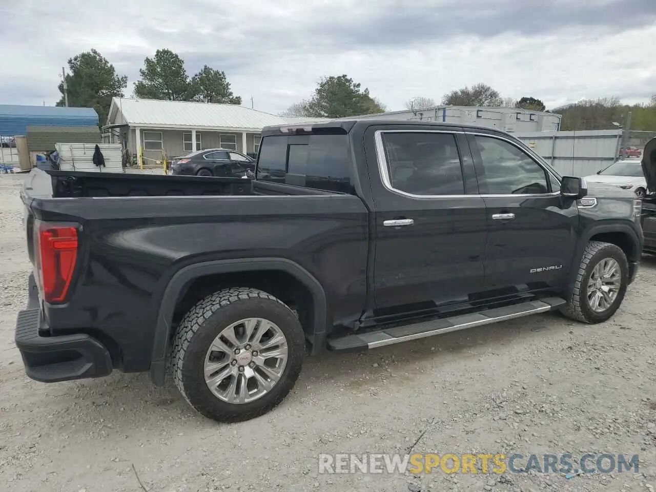 3 Photograph of a damaged car 3GTUUGELXNG663242 GMC SIERRA 2022